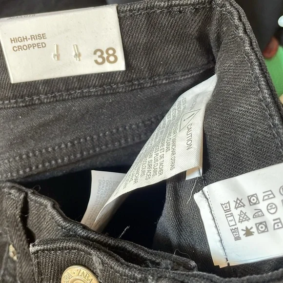 Women's Black Jeans - Picture 7 of 16